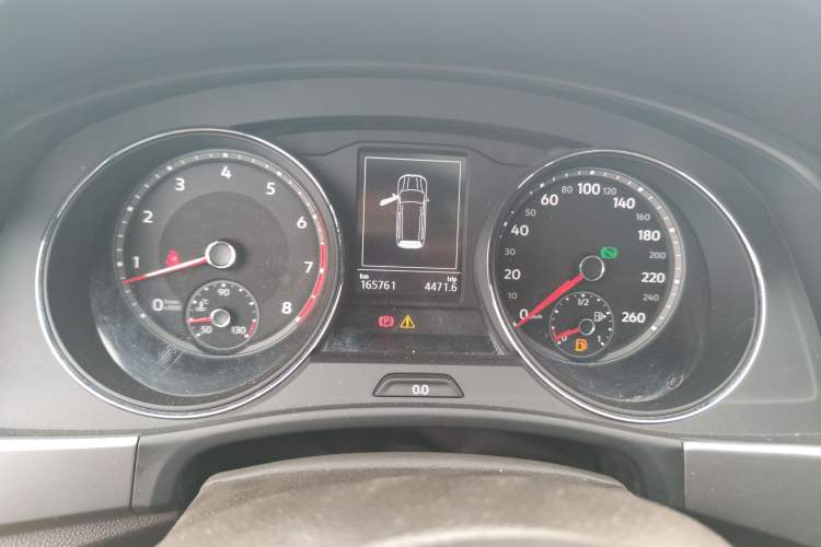 Used Volkswagen Teramont 2017 530 V6 Four-Wheel Drive Luxury Edition Instrument Cluster