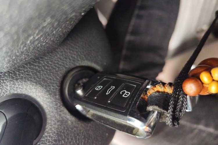 Used Volkswagen C-TREK 2017 230TSI DSG Comfort Version
