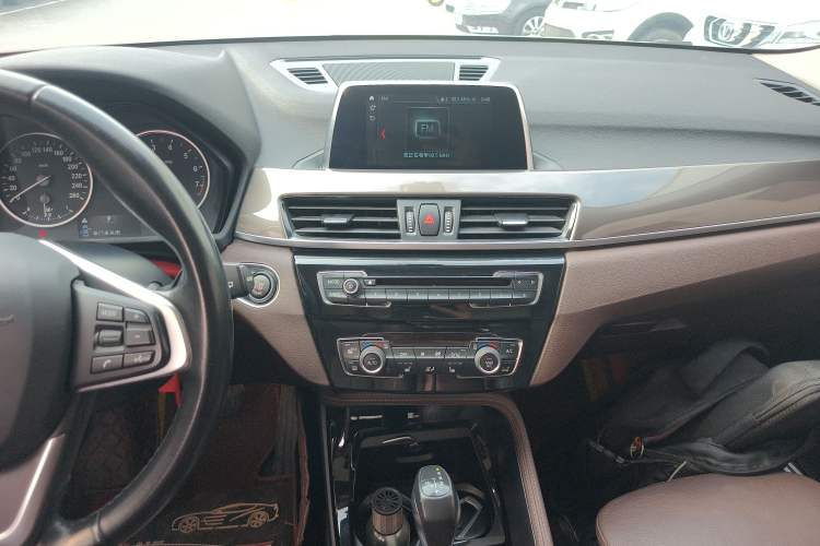 Used BMW X1 2018 xDrive20Li Luxury Edition
