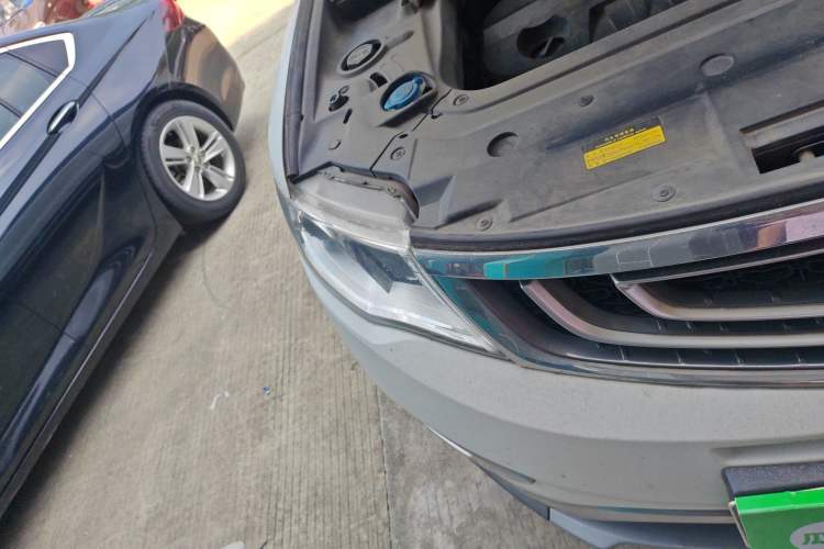 Used Geely Auto Emgrand X7 Sport 2016 2.0L Manual ZhiShang Version
