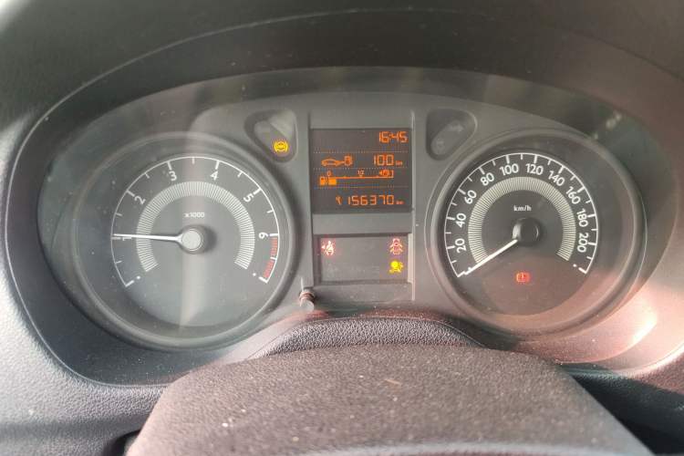 Used Peugeot 301 2014 1.6L Manual Comfort Edition
