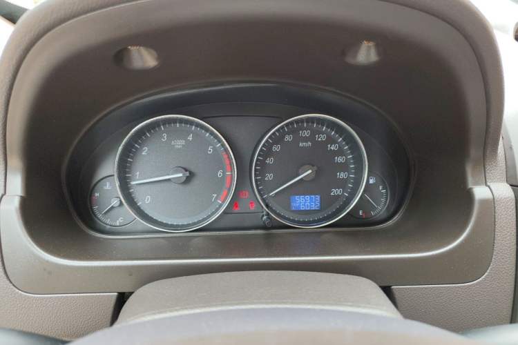 Used BAIC Weiwang M30 2015 1.5L Comfort version DAM15
