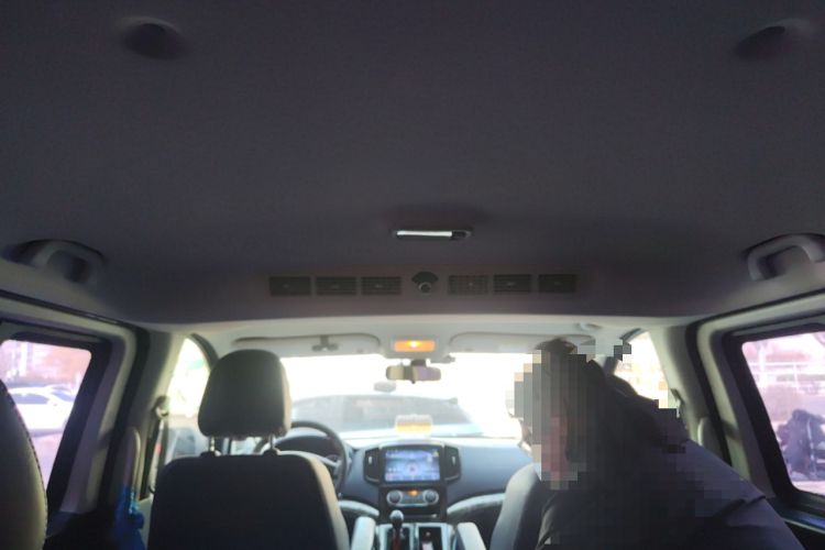 Used FORTHING Lingzhi PLUS 2024 2.0L Manual Luxury CNG 7-Seater