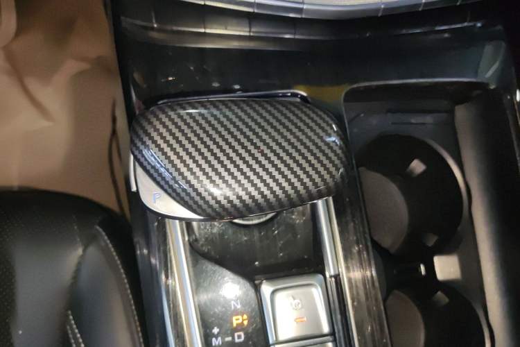 Used Geely Auto Emgrand GT 2018 1.5T MHEV Yaoxiang Edition Gear Lever