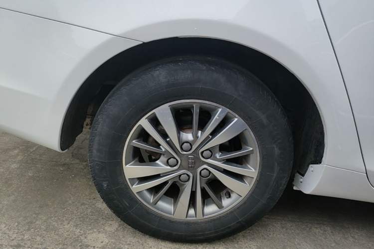 Used Geely Auto Emgrand 2018 1.5L Manual Luxury Model
