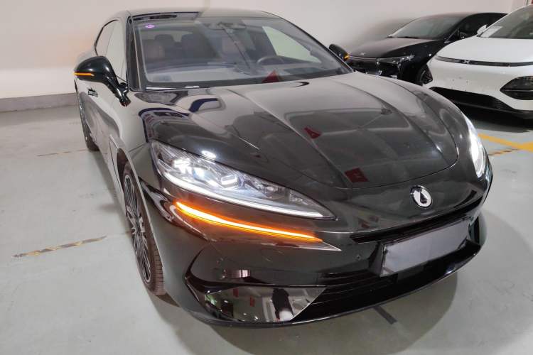 Used Denza Z9GT 2024 1100 Four-Wheel Drive Ultra Version
