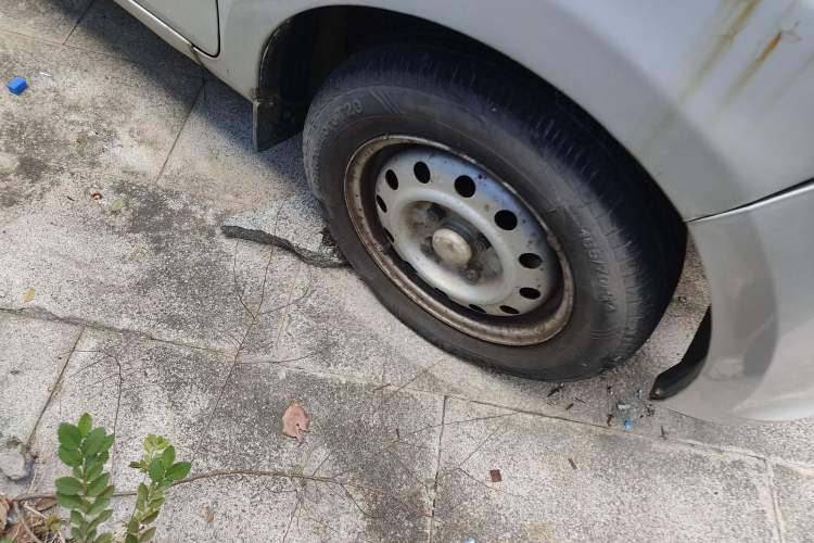 Used Wuling Rongguang V 2015 1.5L Base Version