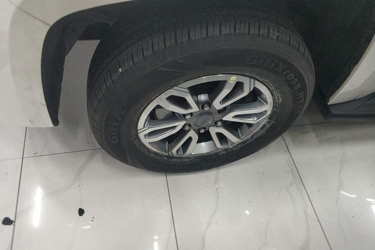 Used JMC DaDao 2023 All-Purpose Model 2.3T Diesel Automatic Two-Wheel Drive Standard Wheelbase Comfort Edition