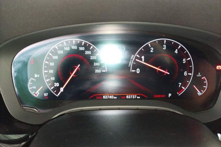 Used BMW 5 Series 2019 Facelifted 530Li Leading Edition M Sport Package