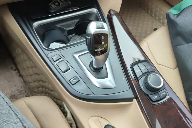 Used BMW 3 Series 2013 320Li Fashion Model
