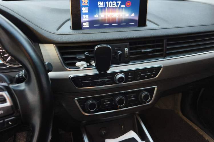 Used FORTHING Joyear X6 2017 Jingxiang Series 1.5T CVT Luxury Model Audio And AC Panel