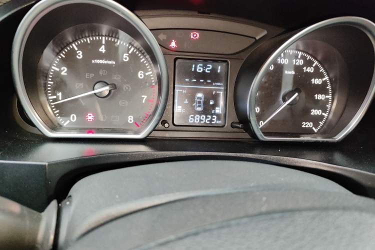 Used Zotye T600 2015 1.5T Manual Luxury Model