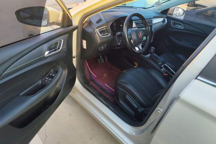 Used Roewe i5 2020 1.5L Automatic 4G Connect Luxury Flagship Edition