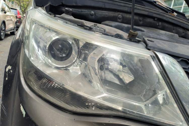 Used Baojun 730 2016 1.5L Manual Comfort Version 7 Seats China V Emission Standard Right Front Headlight