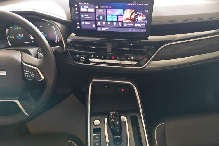 Used Haval H6 2023 National Trend Edition 1.5T Automatic Champion Version Audio And AC Panel