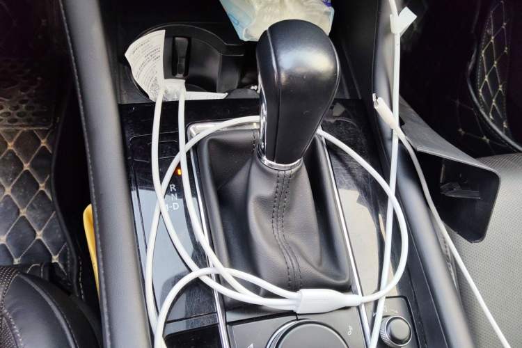 Used Mazda 3 Axela 2020 2.0L Automatic Zhiya Edition Gear Lever