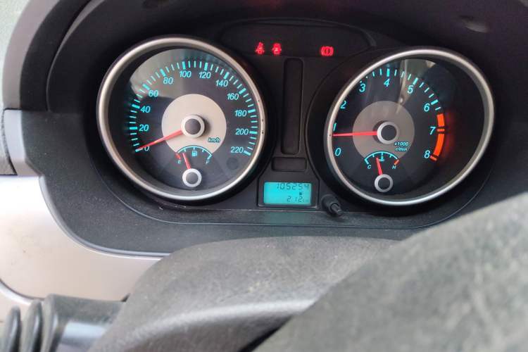 Used Buick Excelle 2013 1.5L Manual Classic Model
