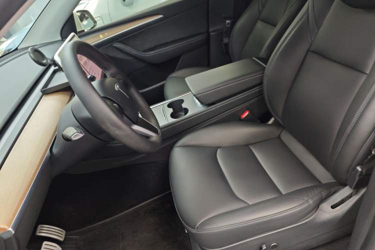 Used Tesla Model Y 2021 Performance High-Performance All-Wheel-Drive Version
