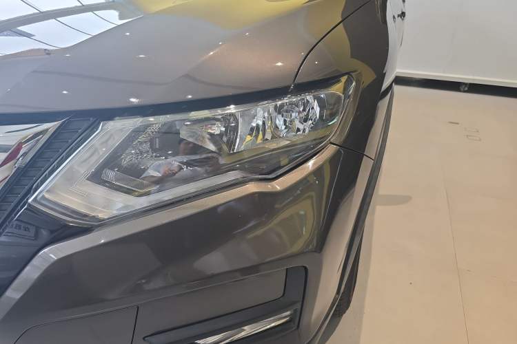 Used Nissan X-Trail 2019 2.0L CVT Smart Connect Comfort Edition 2WD