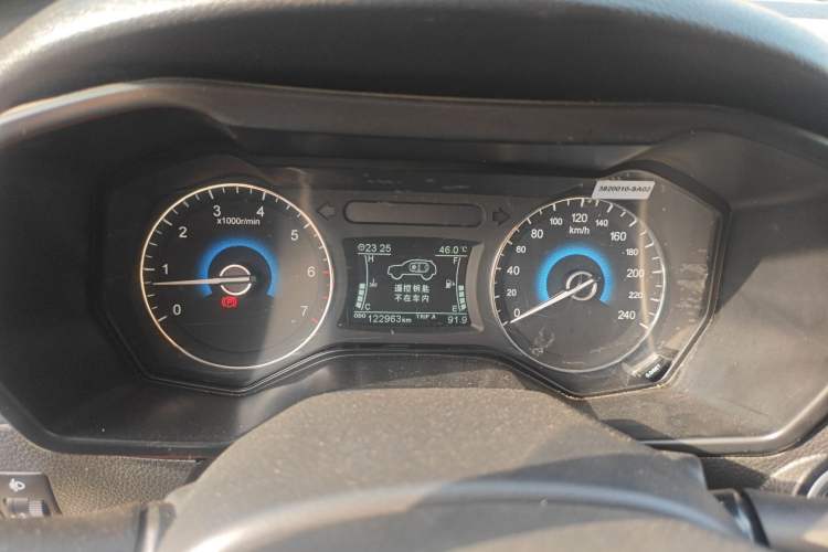 Used Dongfeng Fengon 580 2017 1.5T Manual Luxury Model
