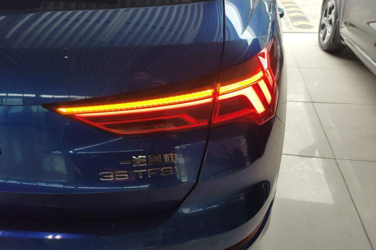 Used Audi Q3 2020 35 TFSI Fashion Dynamic Model