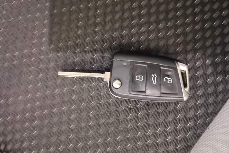 Used Volkswagen Tacqua 2023 200TSI DSG Joy-Connect Edition