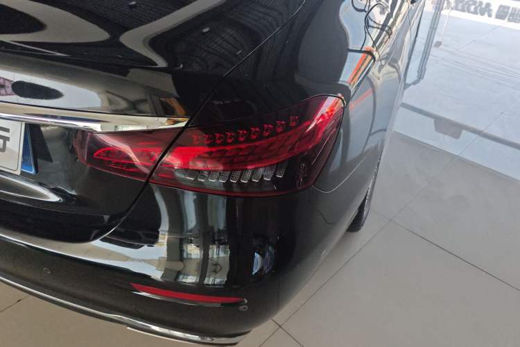 Used Mercedes-Benz E-Class 2023 Updated E 300 L Luxury Edition
