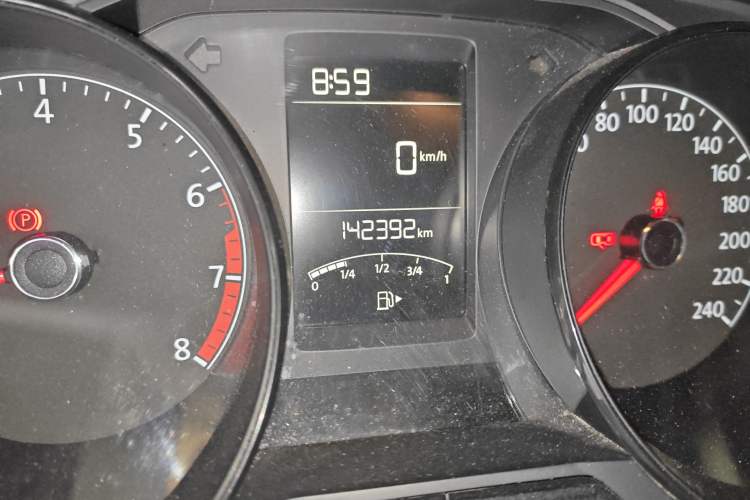 Used Volkswagen Lavida 2017 1.6L Manual Fashion Edition
