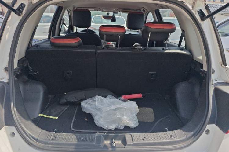 Used Haval H1 2016 Red-Label 1.5L AMT Luxury Model