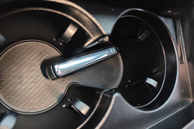 Used Hongqi H5 2020 1.8T Automatic Smart Connect Flagship Edition Vehicle Key