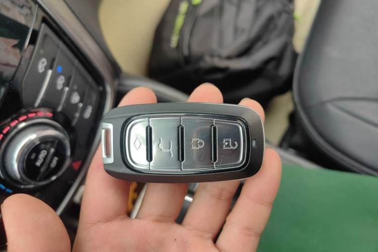 Used Changan CS75 2014 1.8T Automatic Elite Version China V Standard