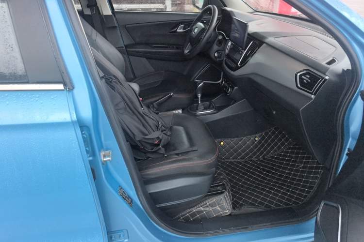 Used FAW Senya R7 2016 1.6L Manual Smart Version
