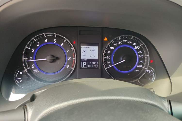 Used Infiniti QX70 2013 3.7L Standard Edition