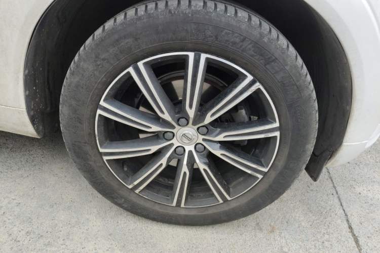 Used Volvo XC60 2021 T5 4x4 Smart Luxury Edition
