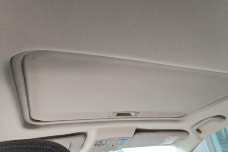 Used Bestune X80 2015 2.0L automatic comfort version