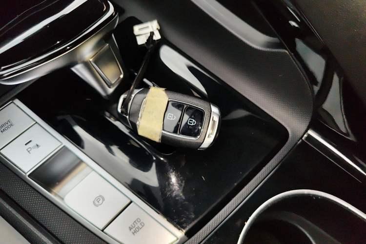 Used Hyundai Elantra 2021 1.5L CVT TOP Flagship Edition Vehicle Key