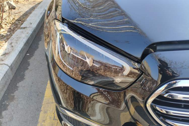 Used Mercedes-Benz E-Class 2021 Restyled E 300 L Luxury Edition Right Front Headlight