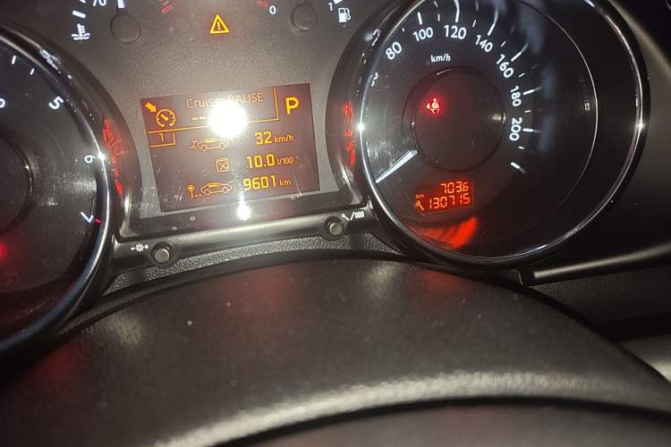 Used Peugeot 3008 2015 2.0L Automatic Trend Edition