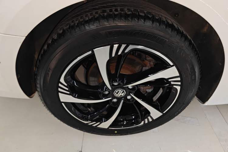 Used MG 6 2021 1.5T Automatic Lingchao Edition Right Rear Wheel Hub