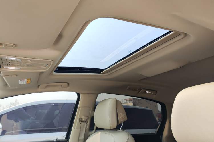 Used Buick GL8 2023 ES Lu Zun Deluxe Model