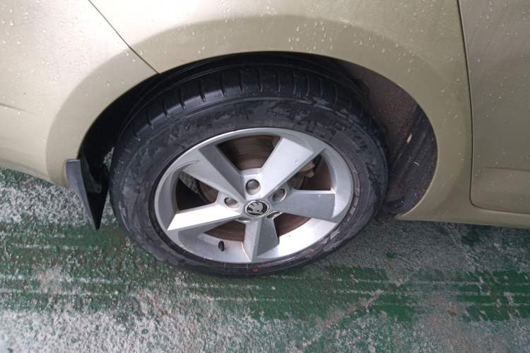 Used Skoda Octavia 2015 1.4TSI DSG Yijun Edition Exterior 5