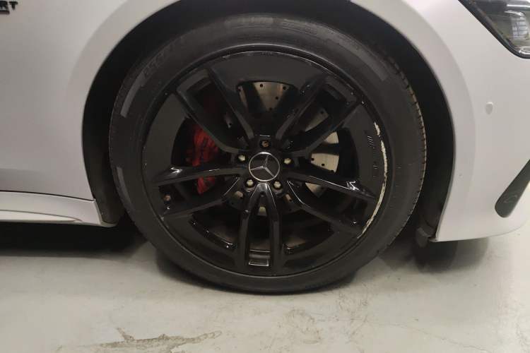 Used Mercedes-Benz AMG GT 2019 AMG GT 50 four-door sports car Right Front Wheel Hub