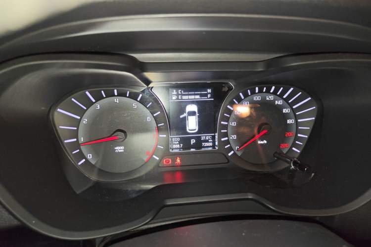 Used GAC Trumpchi GS4 2017 200T G-DCT Two-Wheel Drive Luxury Edition Instrument Cluster