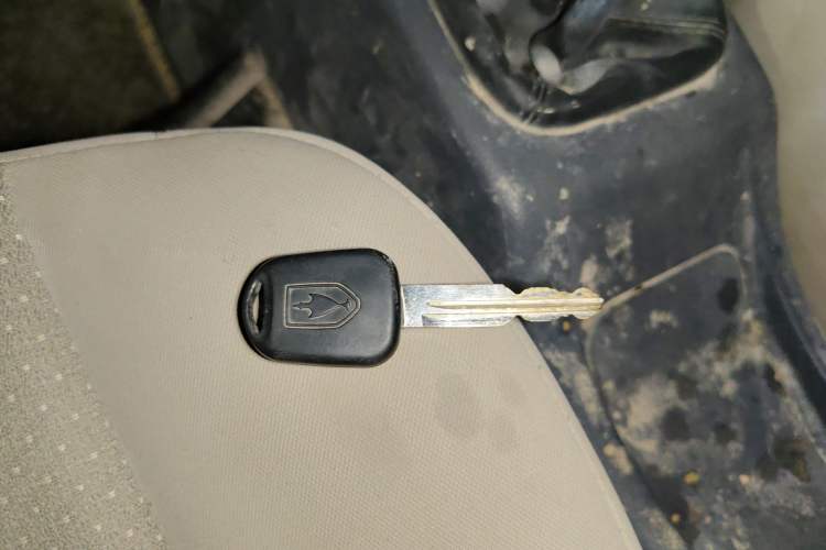 Used Jinbei Hiace X30 2021 1.5L Standard Version Air-Conditioning-Free Bus China VI Emission Standard SWC15M
