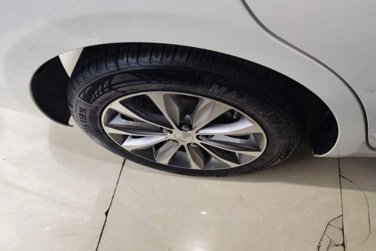 Used Chevrolet Monza 2020 320 Automatic Enjoyment Edition Right Rear Wheel Hub