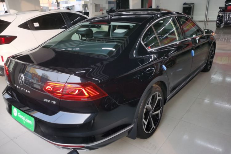 Used Volkswagen Magotan 2024 2 Million Units Zhongxiang Version 330TSI DSG Luxury Edition