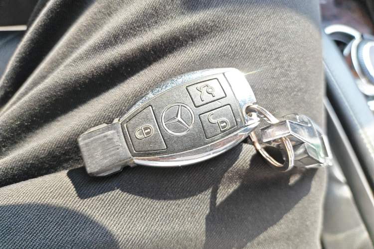Used Mercedes-Benz M-Class 2010 ML 350 4MATIC Luxury Special Edition Vehicle Key