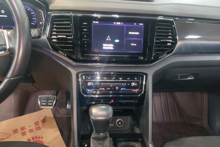 Used Volkswagen Teramont X 2019 380TSI Four-Wheel Drive Prestige Luxury Edition Audio And AC Panel