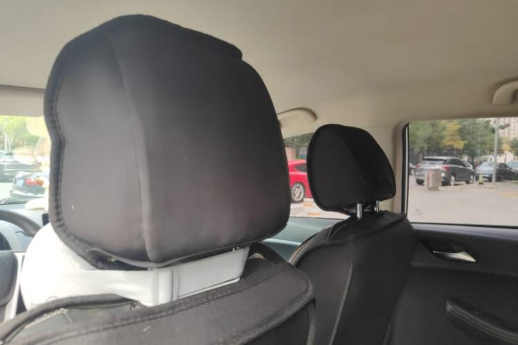 Used BYD Yuan New Energy 2019 EV535 Smart Connect Trendsetting Model Headliner