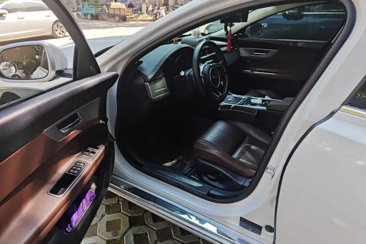 Used Jaguar XFL 2017 XFL 2.0T 240PS Luxury Edition